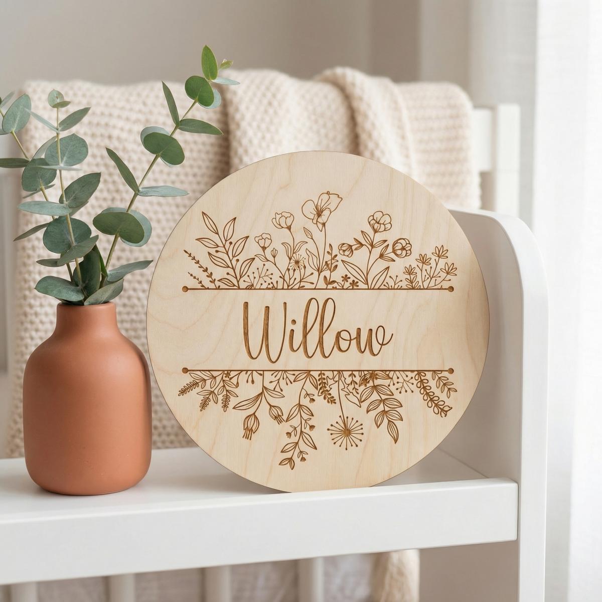 Placa de Nome de Bebê Redonda  - Baby Nursery Baby avaliação e preço